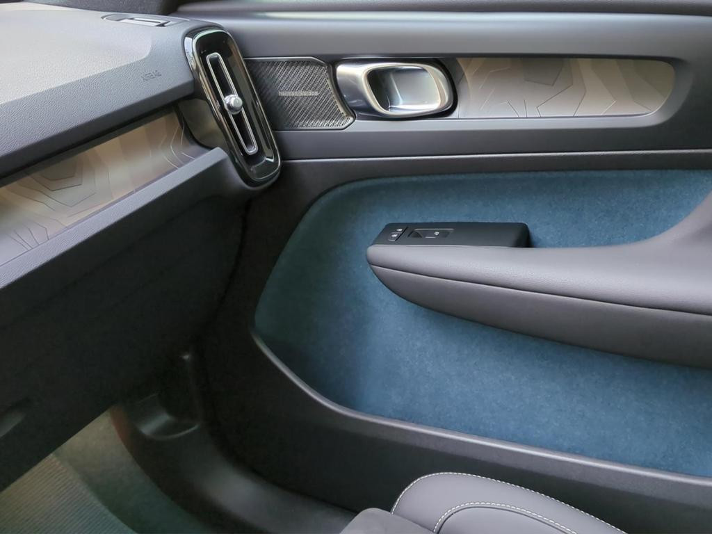 Volvo C40