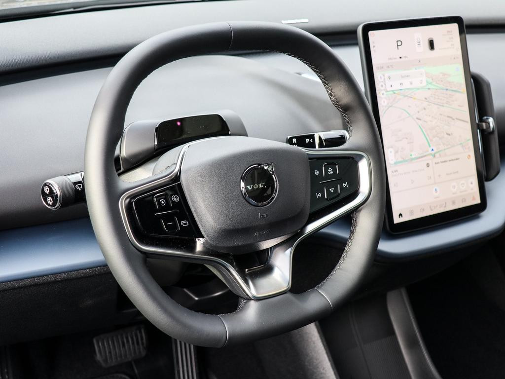 Volvo EX30