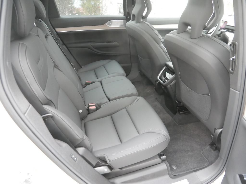Volvo EX90