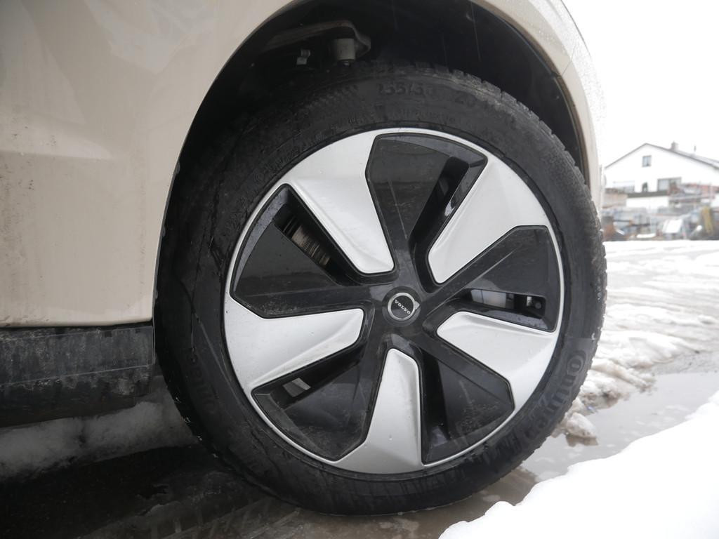Volvo EX90