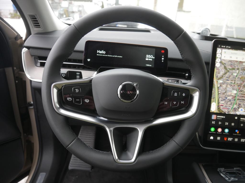 Volvo EX90