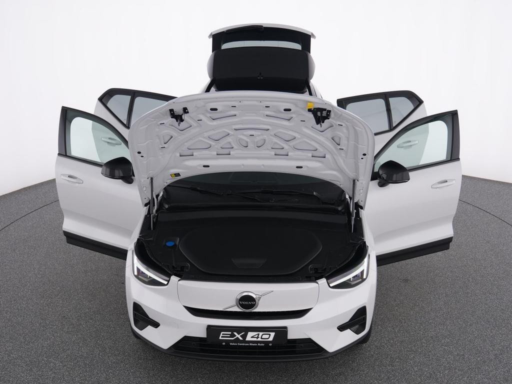 Volvo EX40