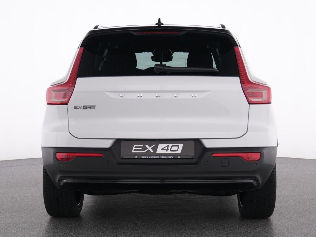 Volvo EX40