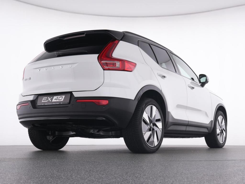 Volvo EX40