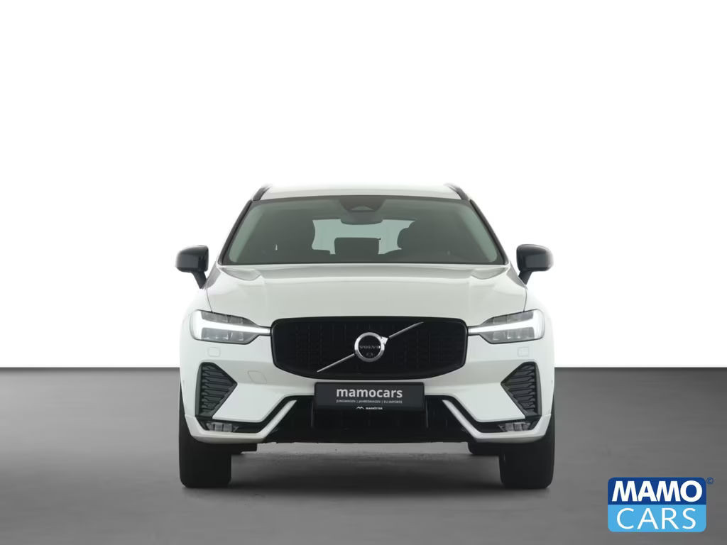 Volvo XC60 Plus Dark