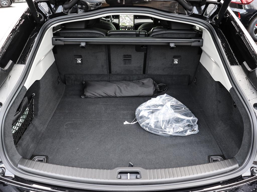 Volvo ES90