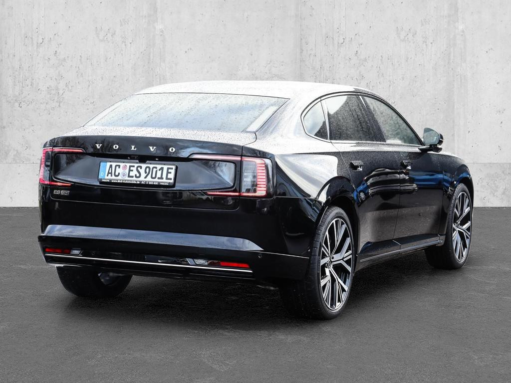 Volvo ES90