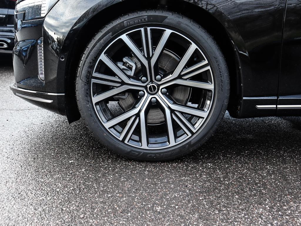 Volvo ES90