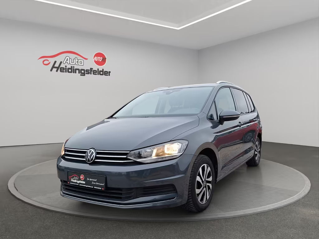 Volkswagen Touran Active RFK,PDC,SHZ,APP,ACC,7-Sitze
