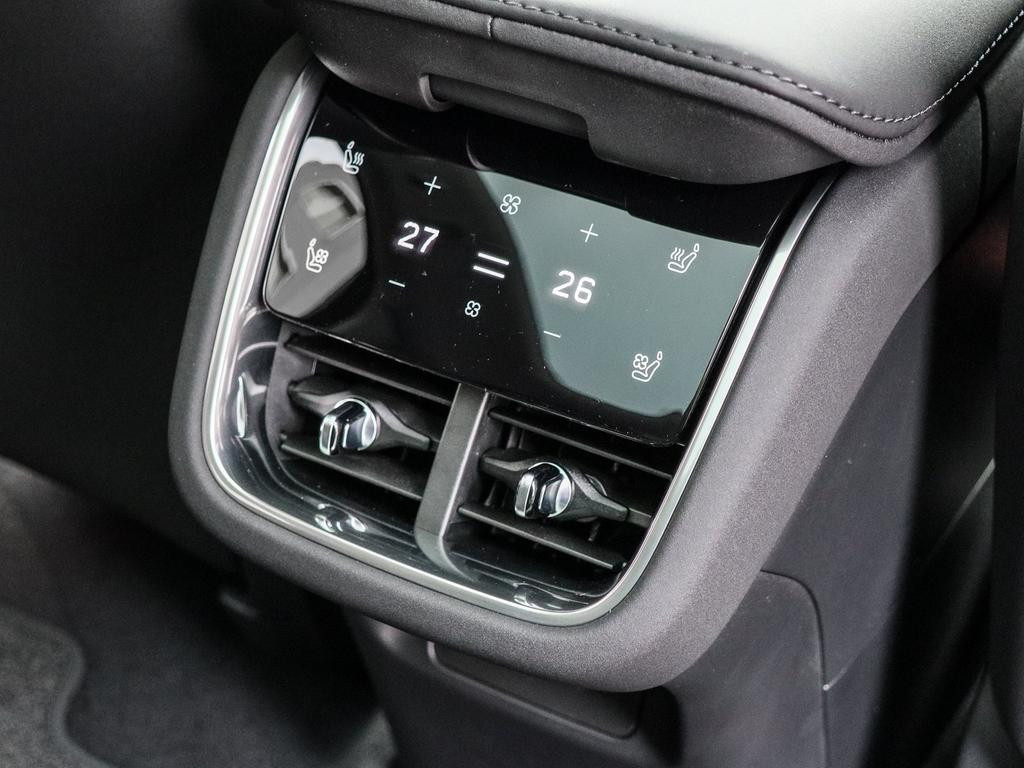Volvo ES90