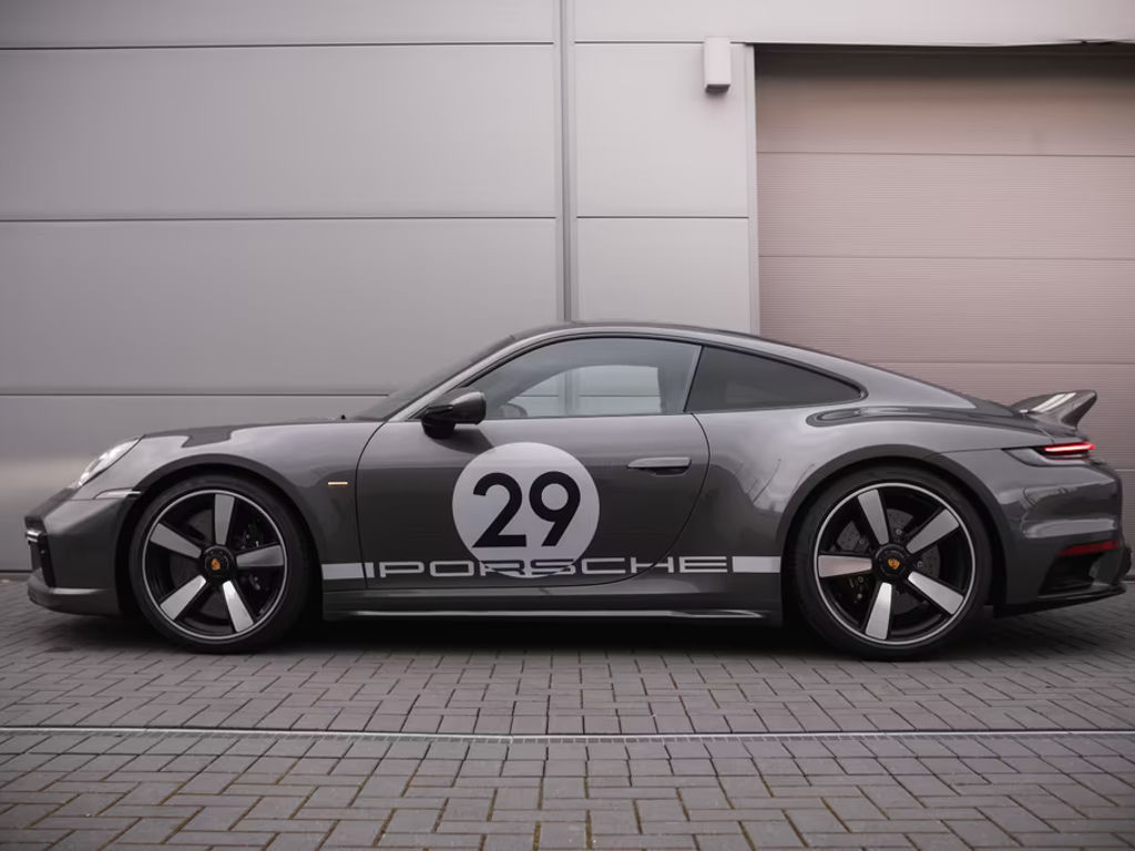Porsche 911 992