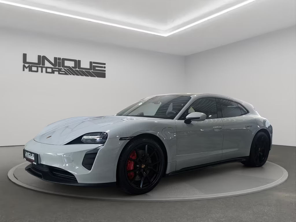 Porsche Taycan GTS Sport Turismo