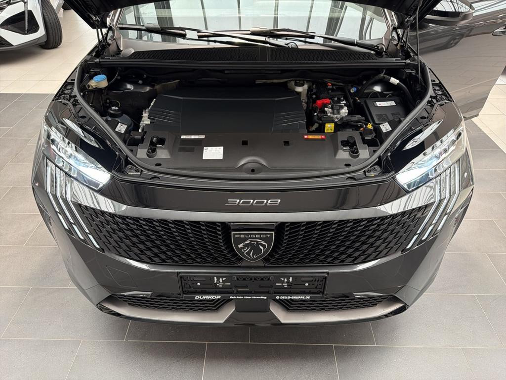 Peugeot E-3008