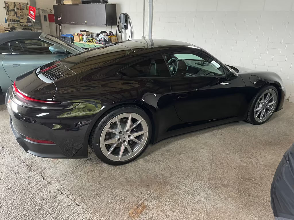 Porsche 911 992