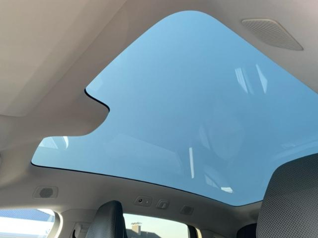 Volvo ES90