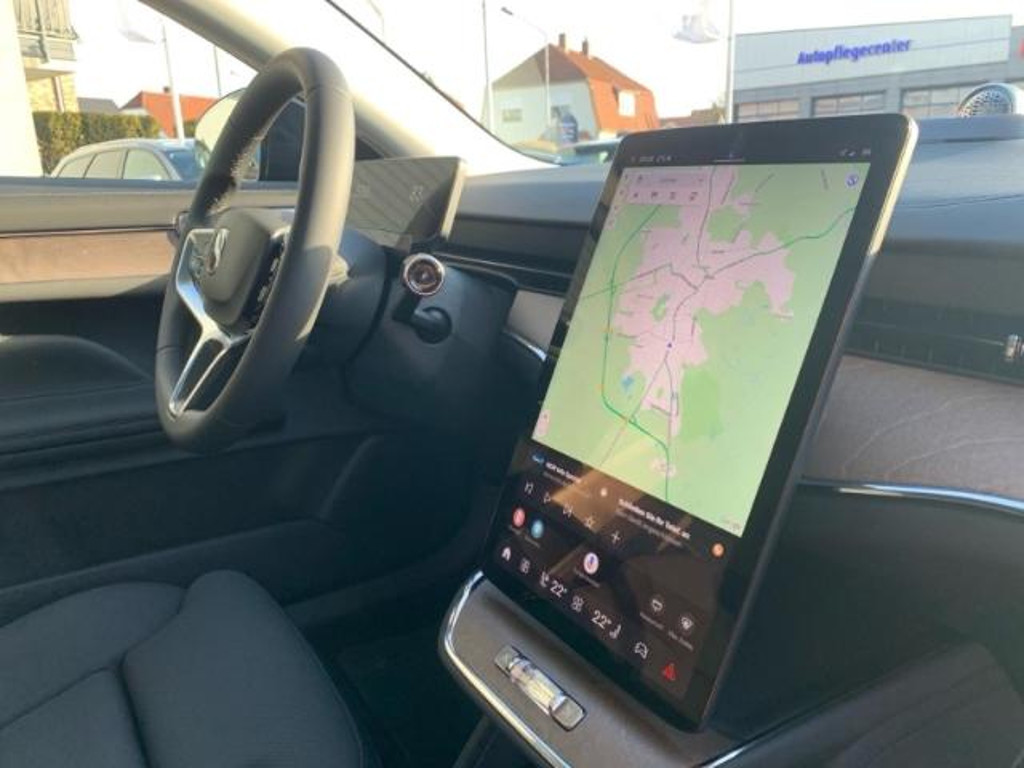 Volvo ES90