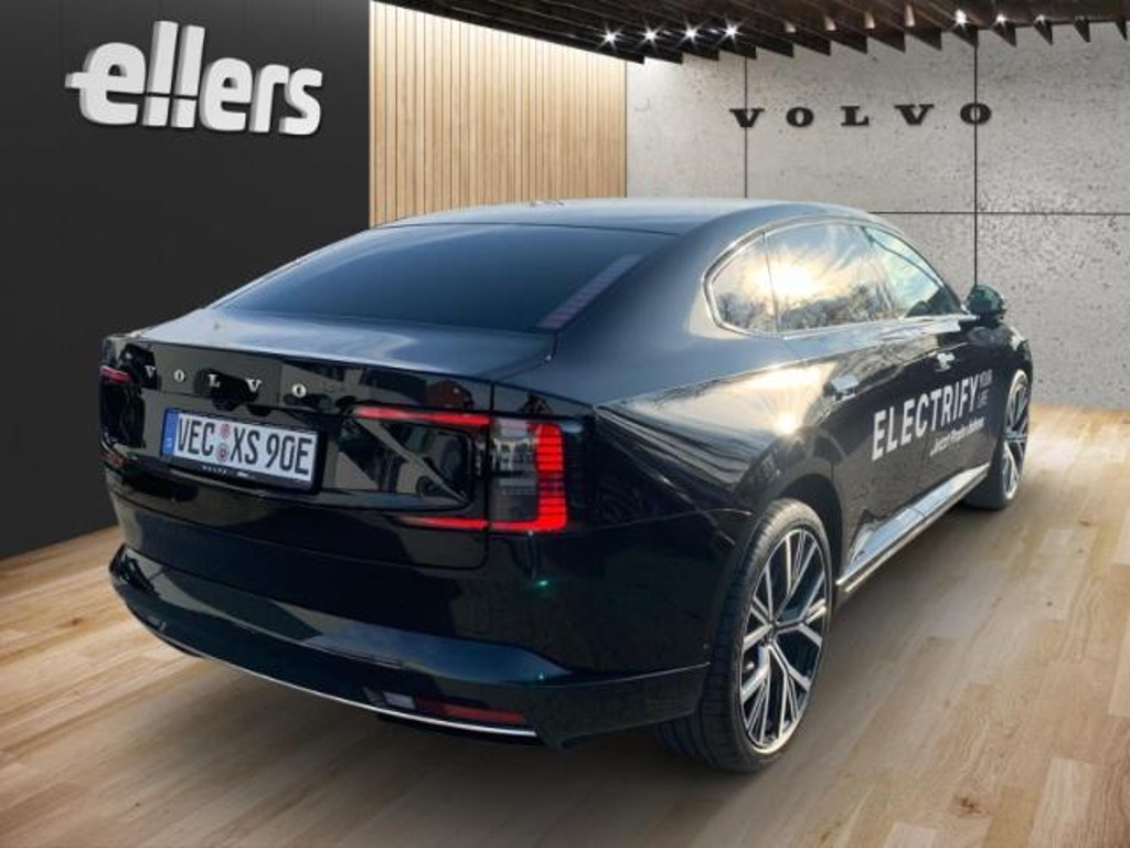 Volvo ES90