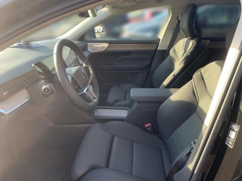 Volvo ES90