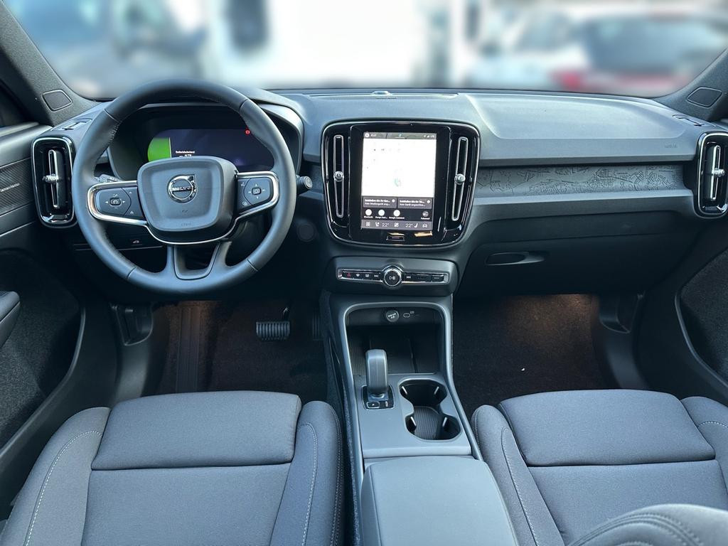Volvo EX40