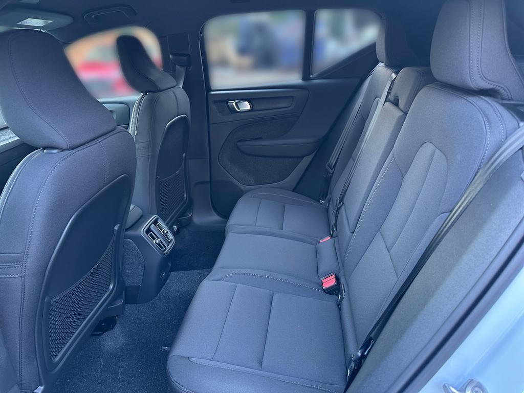 Volvo EX40