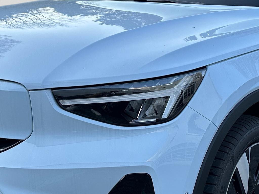 Volvo EX40