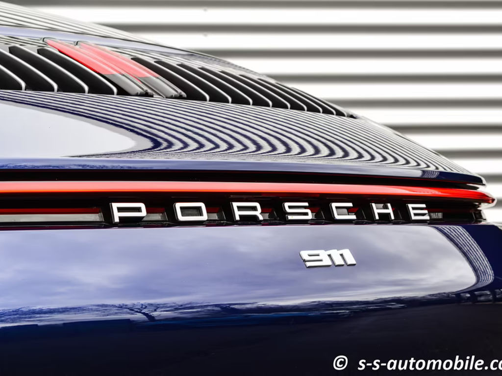 Porsche 911