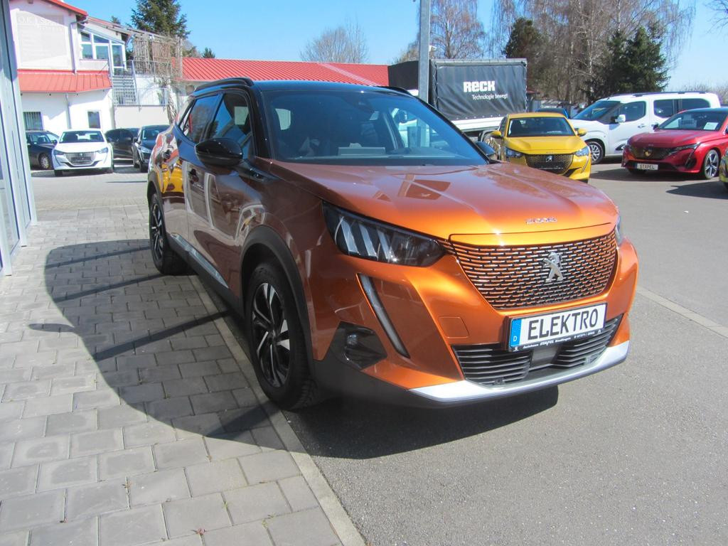 Peugeot e-2008