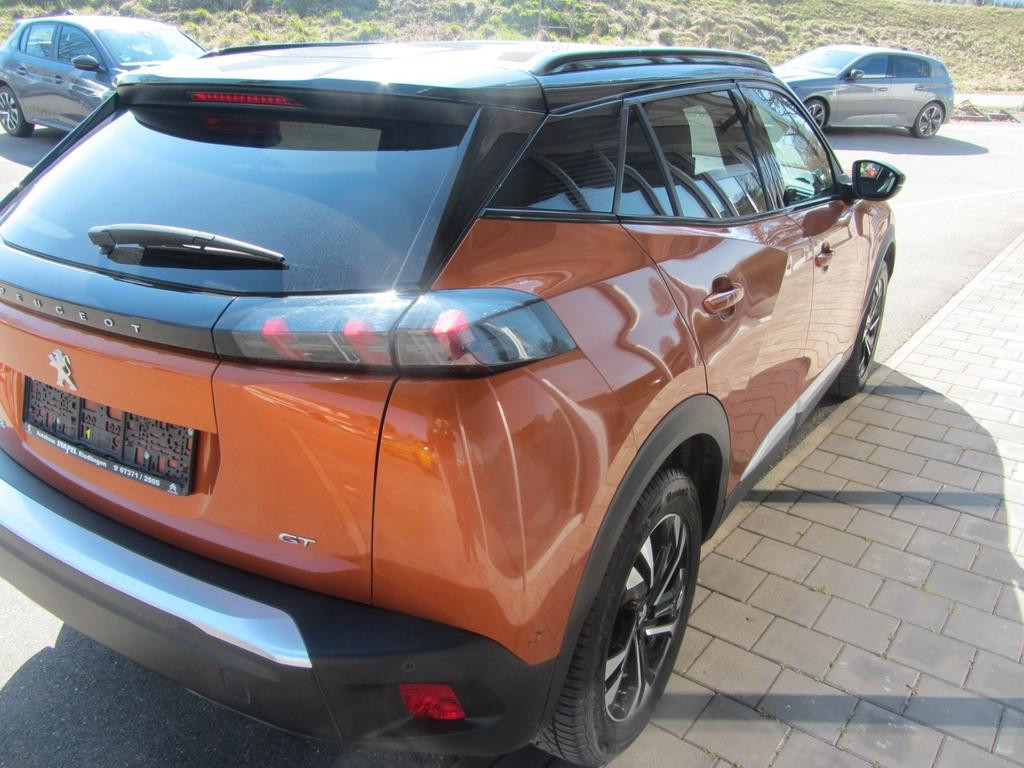 Peugeot e-2008