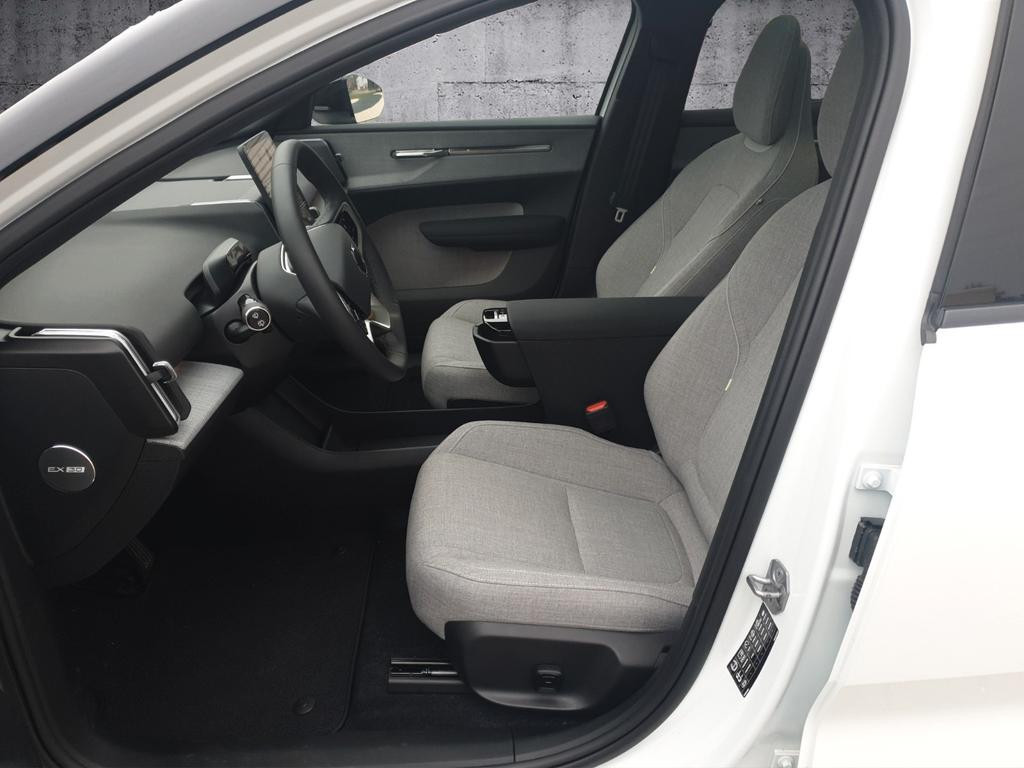 Volvo EX30