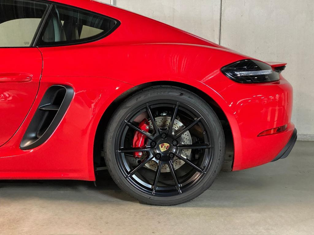 Porsche Cayman