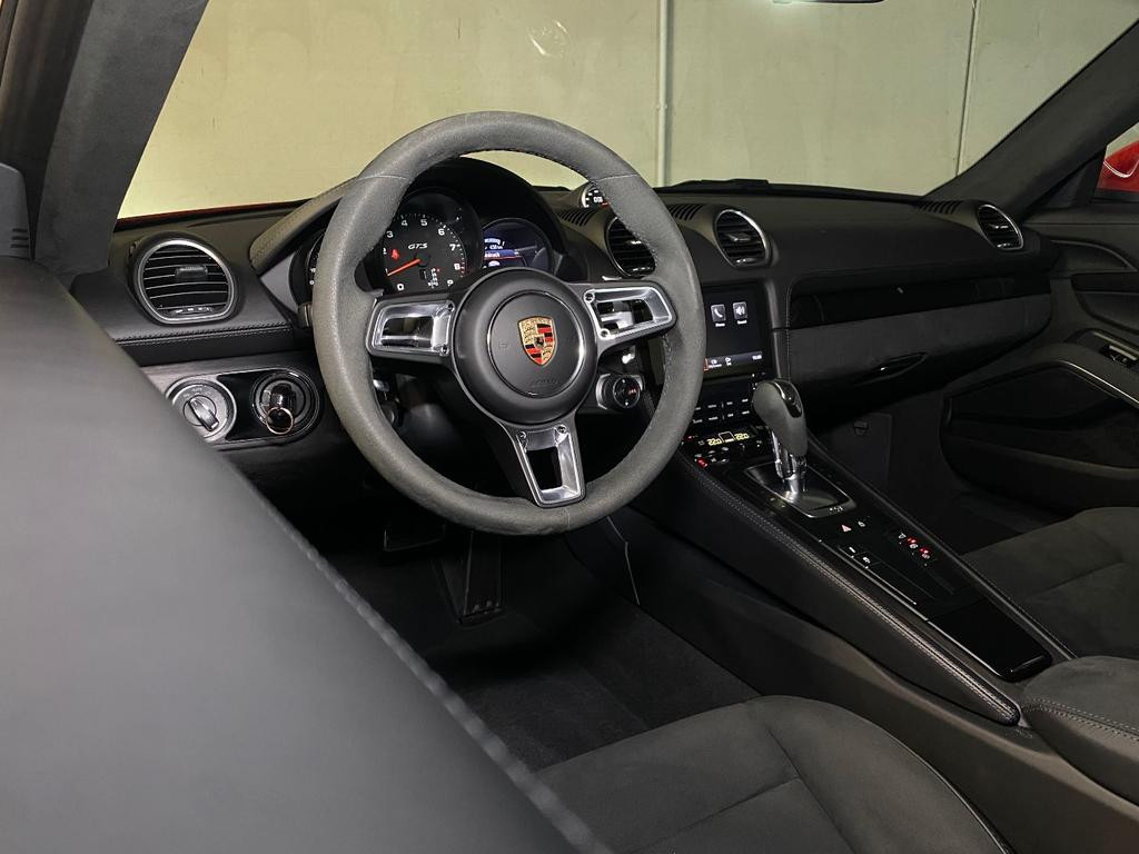 Porsche Cayman