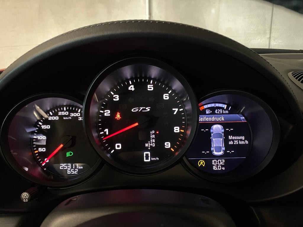 Porsche Cayman