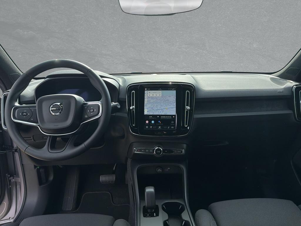 Volvo EX40