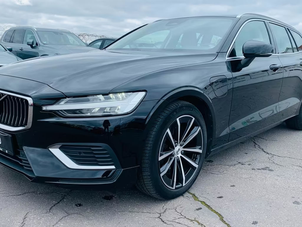 Volvo V60 AWD T8