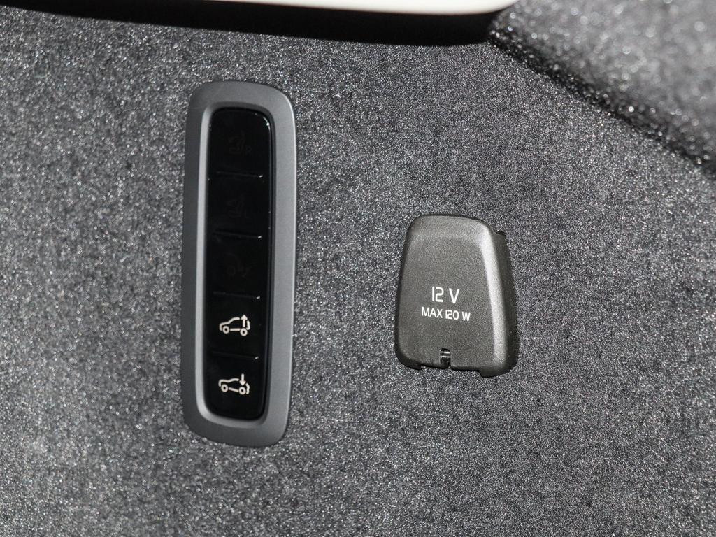 Volvo ES90