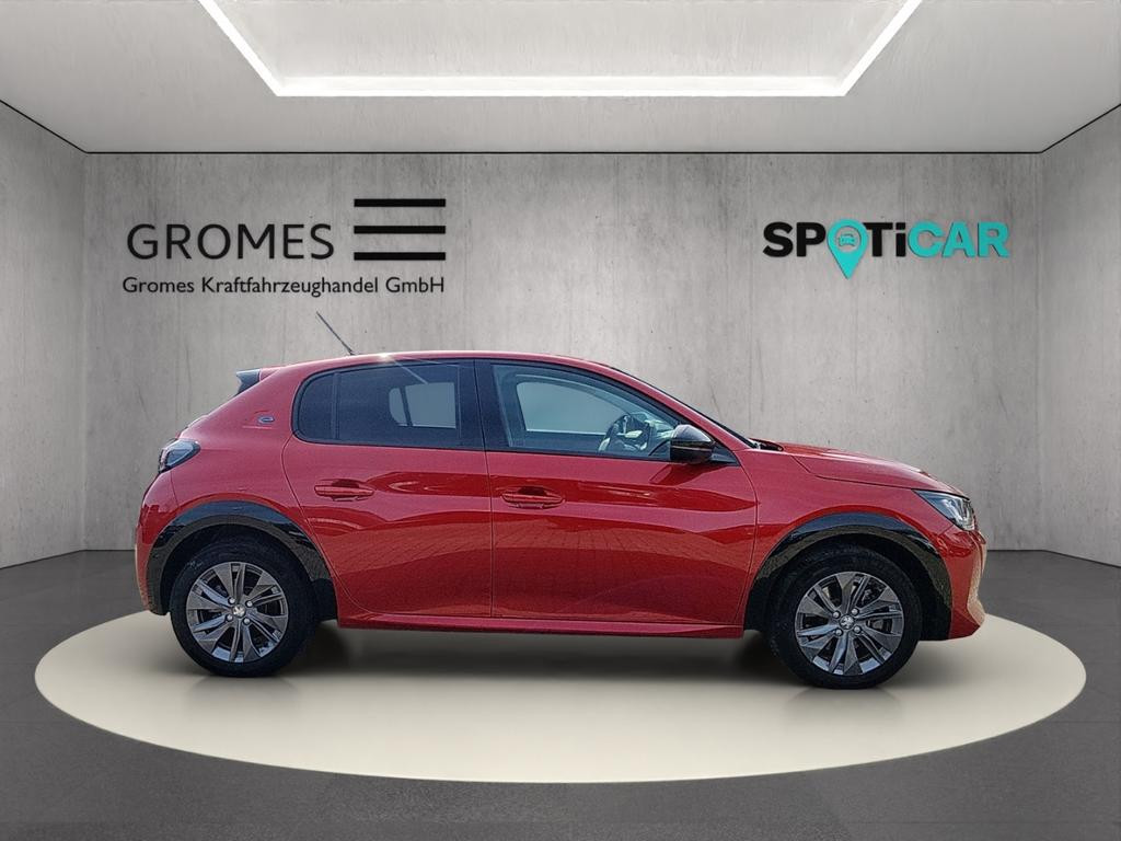 Peugeot e-208