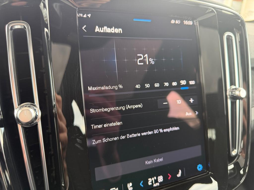 Volvo C40