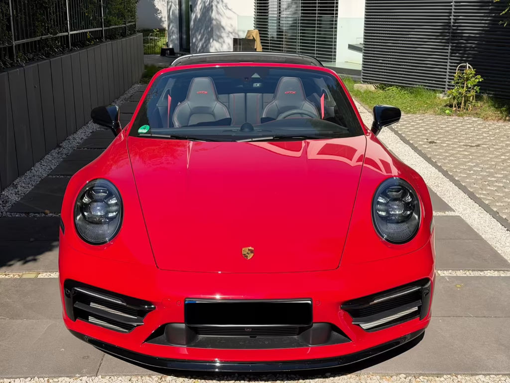 Porsche 911 GTS 4 992 Cabriolet Targa
