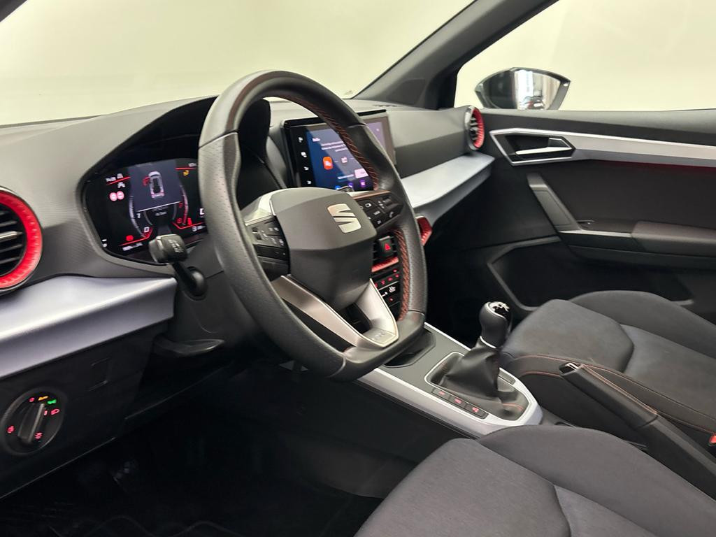 Seat Arona