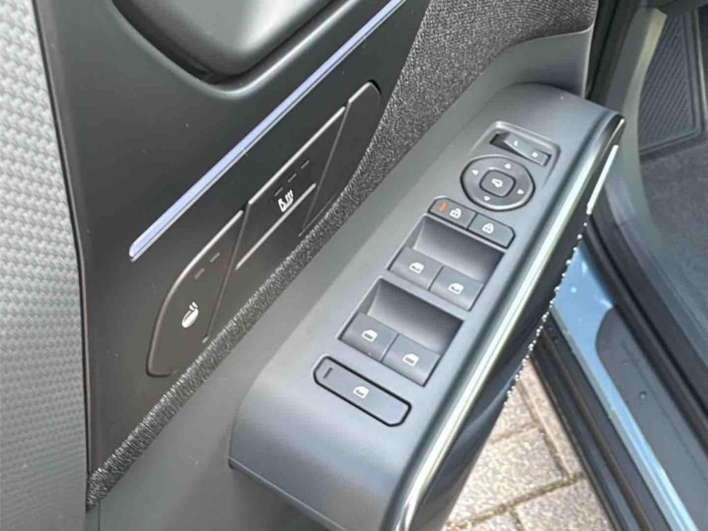 Kia EV2