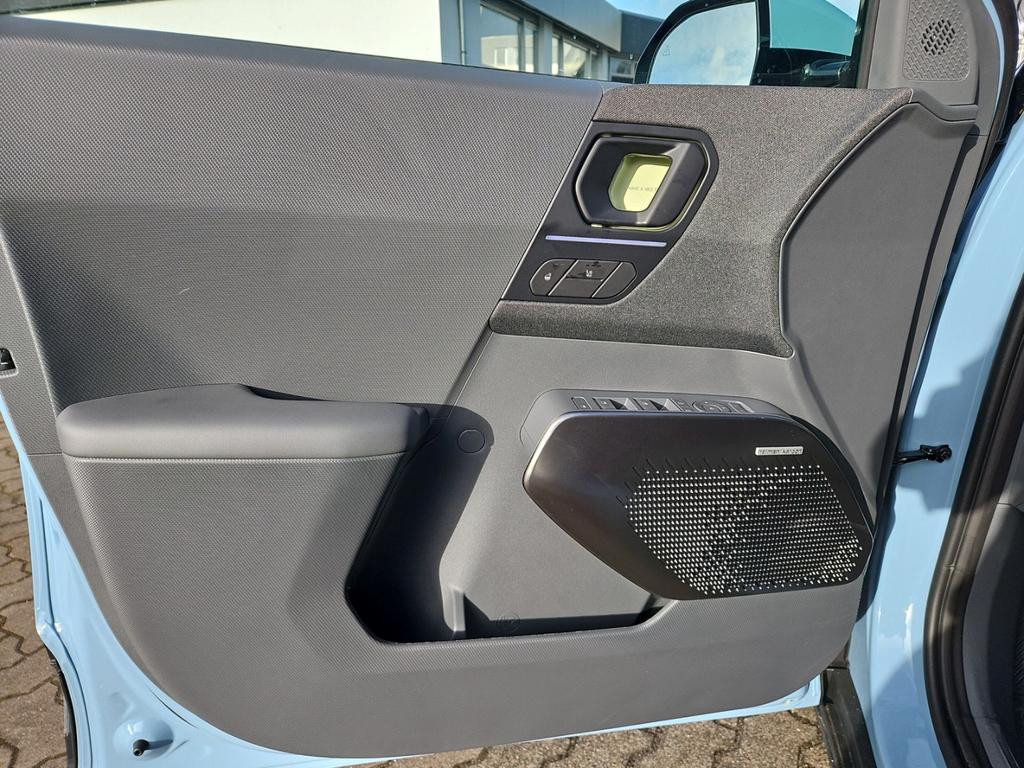 Kia EV2