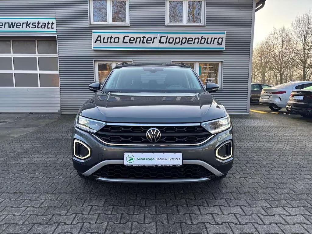 Volkswagen T-Roc Life ACT