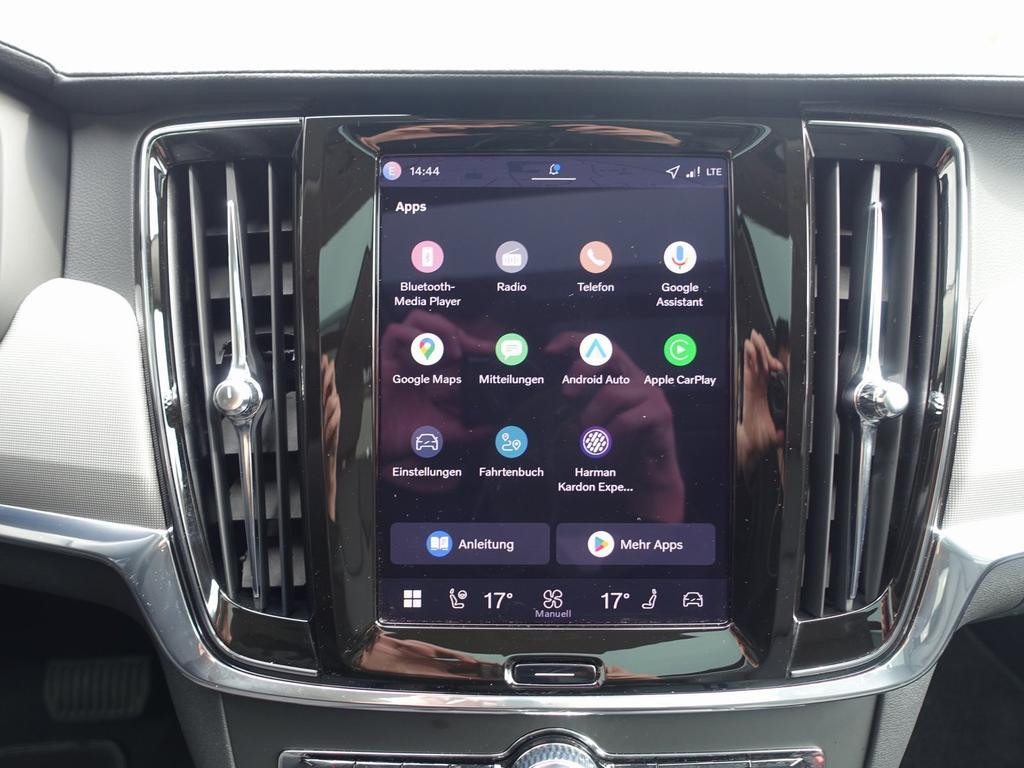 Volvo V90