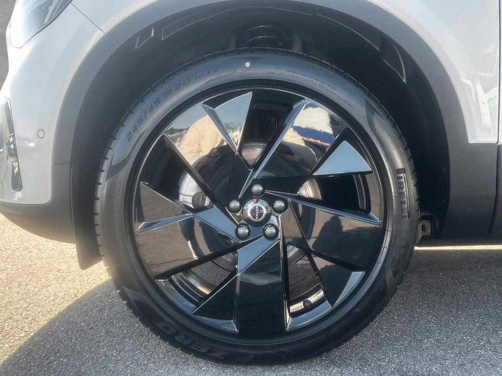 Volvo XC40 Ultra