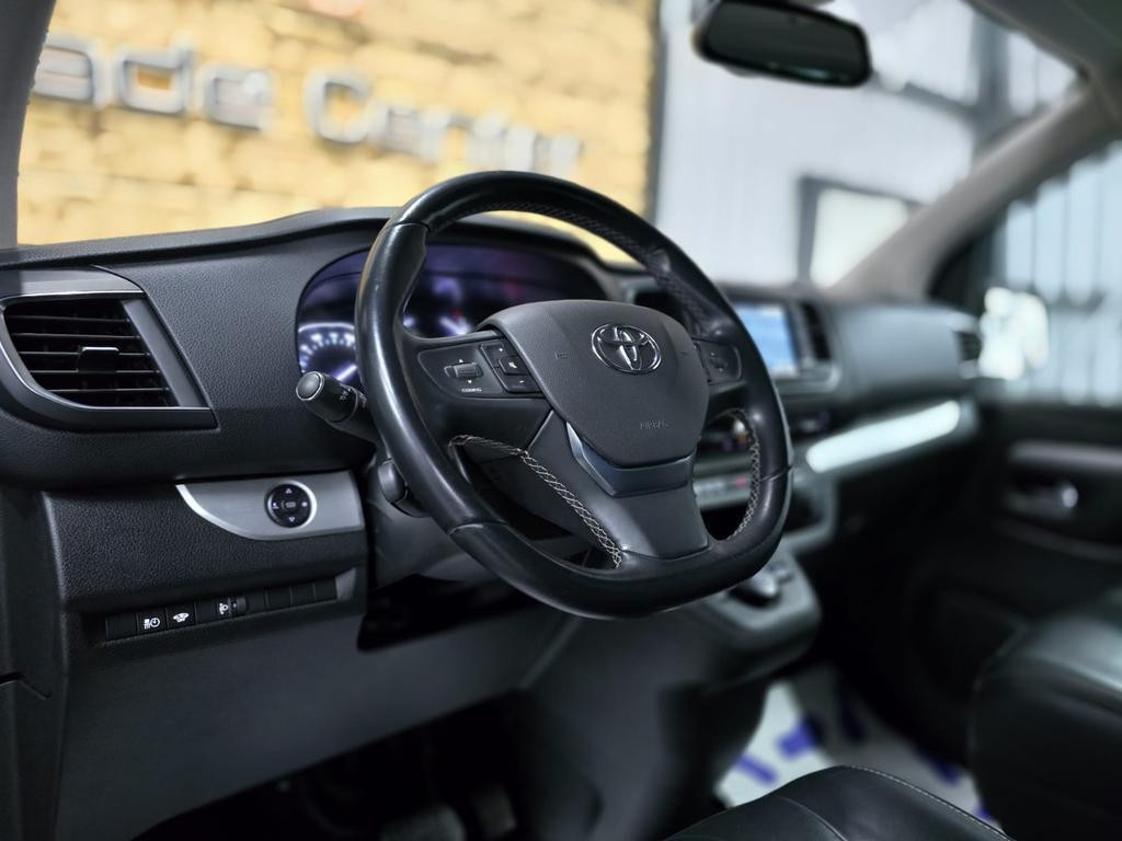 Toyota Proace (Verso)
