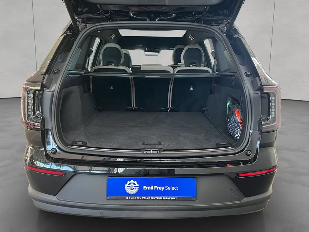 Volvo EX90