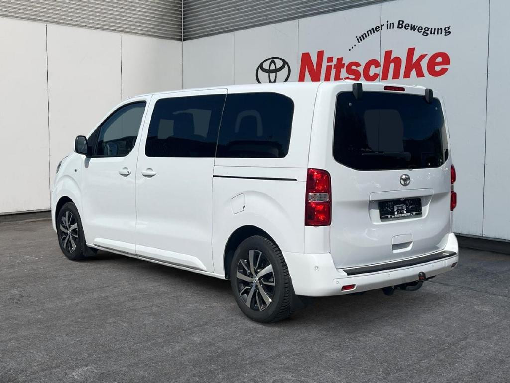 Toyota Proace (Verso)