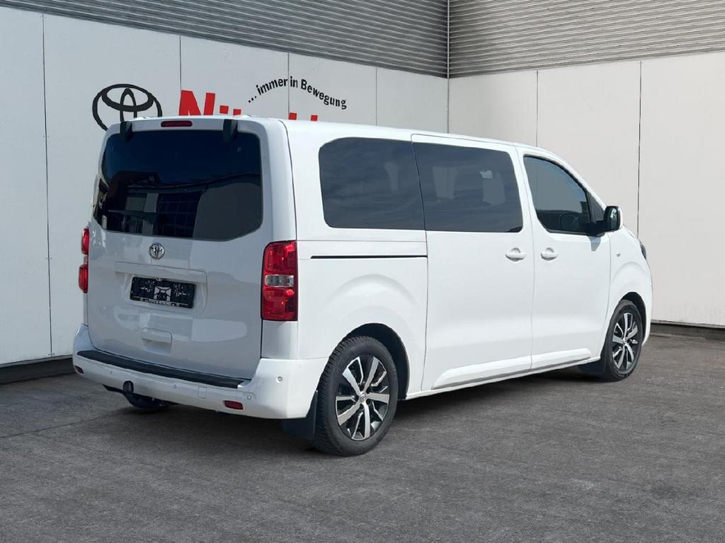 Toyota Proace (Verso)
