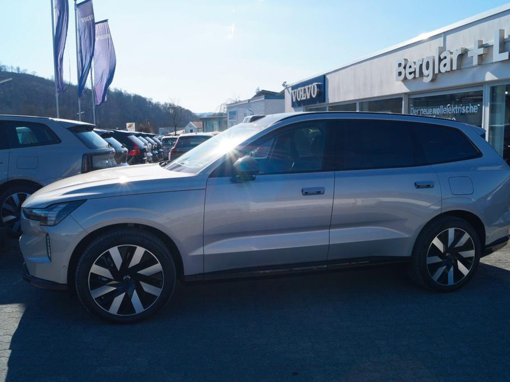 Volvo EX90