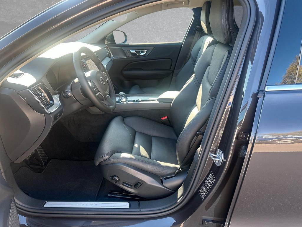 Volvo V60 Hybrid Core